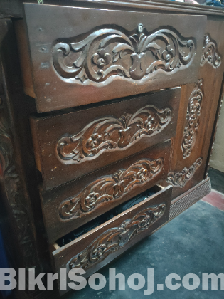 ওয়ারড্রব